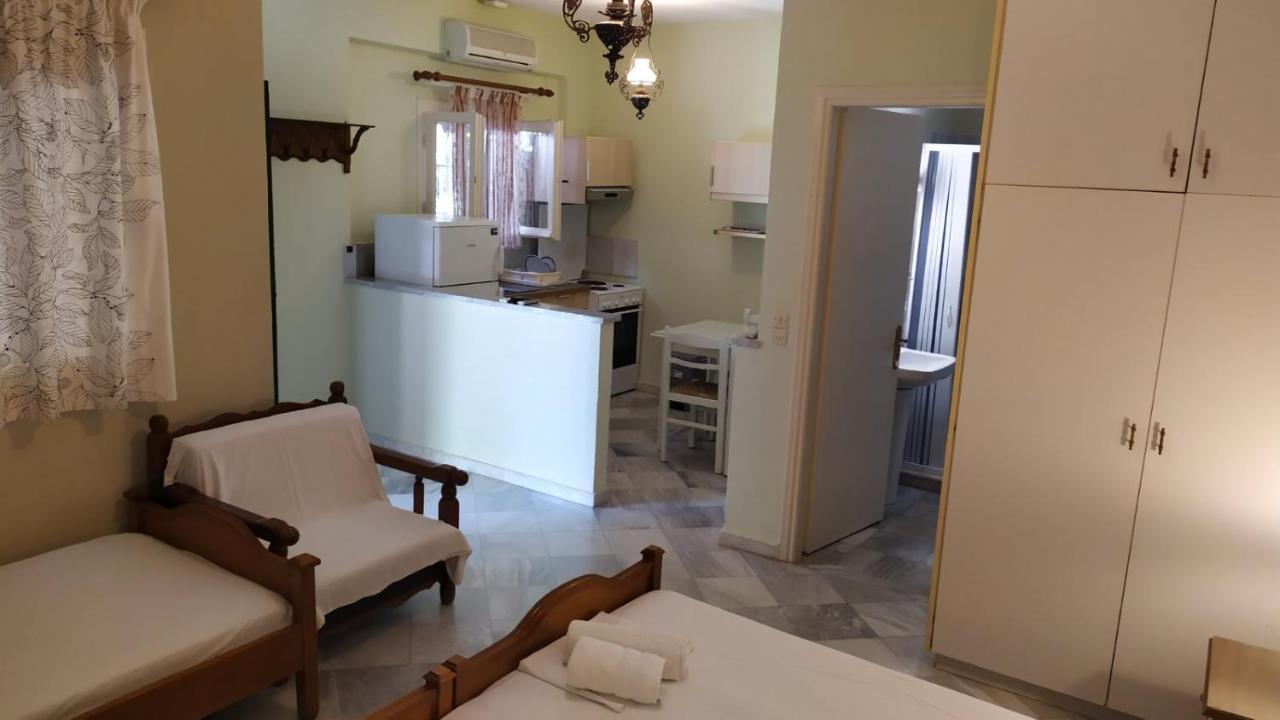 Grivas Apartments Syvota Quarto foto